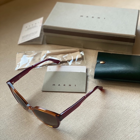 MARNI NWT SUNGLASSES main image 7